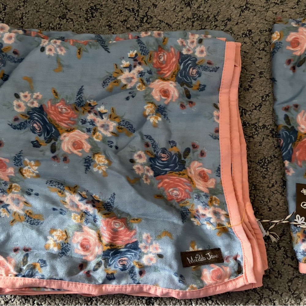 Matilda Jane Blue Pink Floral Blankets - Picture 2 of 3